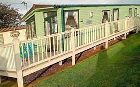 Barmston Beach Maple Rise 69